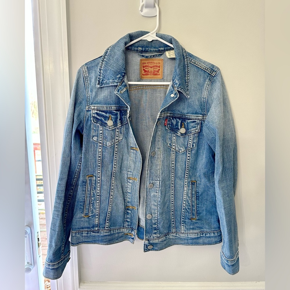 Levi’s Stretch Denim Trucker Jacket Women’s Size Medium Y2K